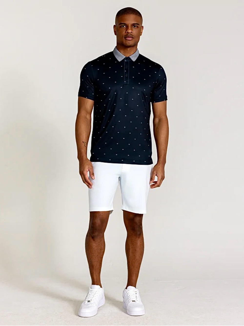 Redvanly NWT Ryder Polo In Tuxedo Lotus Print Mens Sz Medium Athletic Luxury